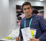 Иван Лихачёв представляет Институт на Ярмарке разработок в Москве